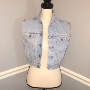 90’s Gap Cropped Jean Vest (S)